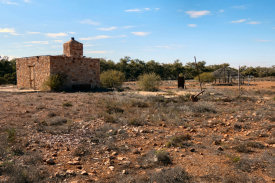 p038t.jpg